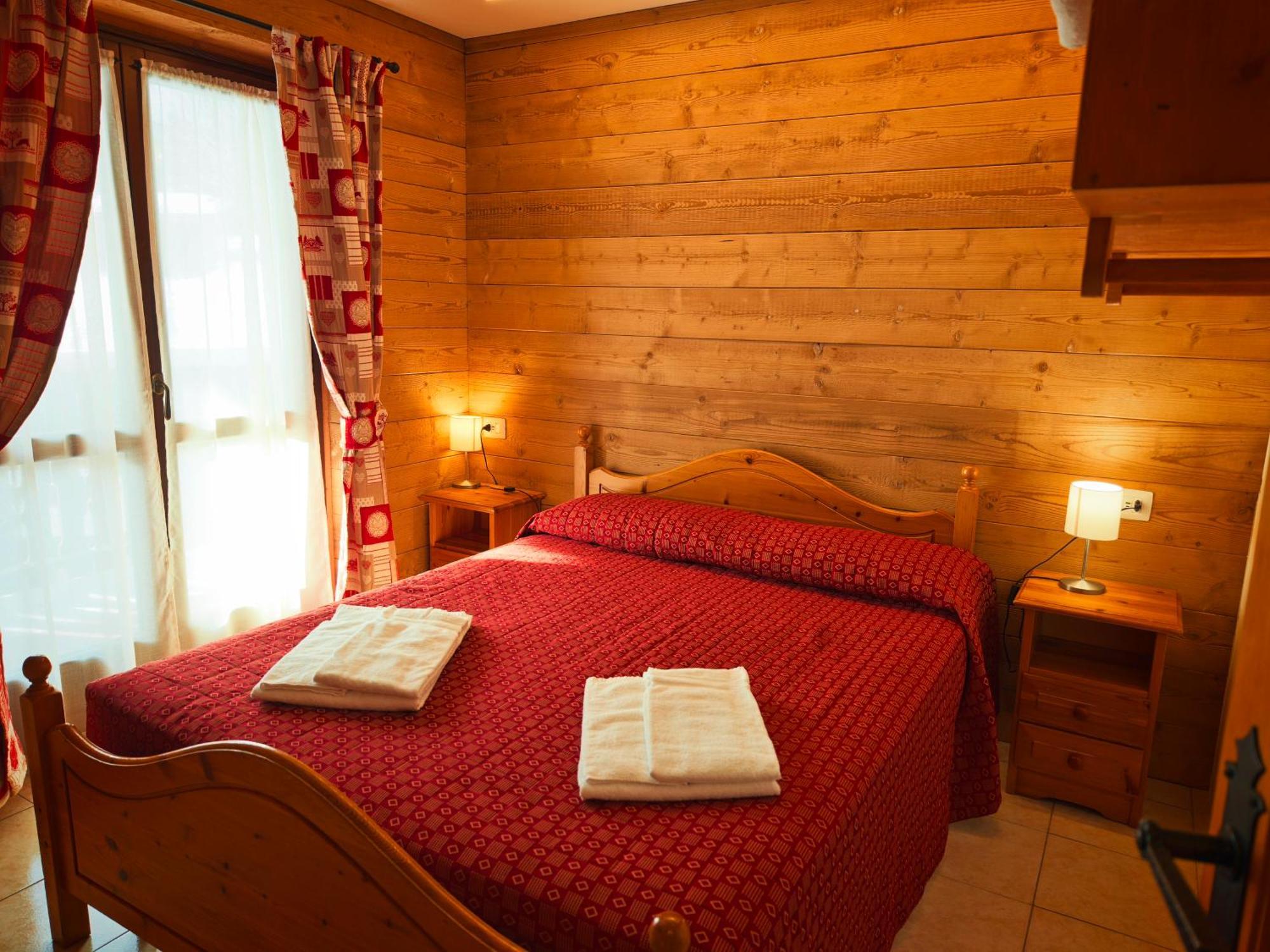 Champoluc Apartment Exterior photo
