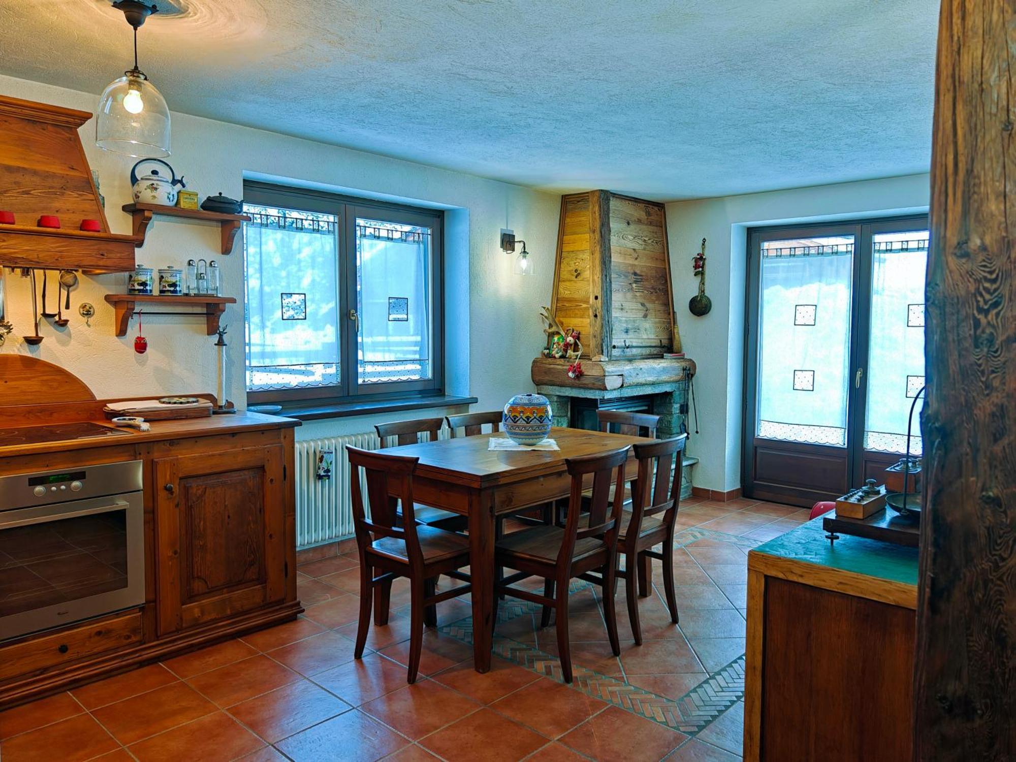 Champoluc Apartment Exterior photo